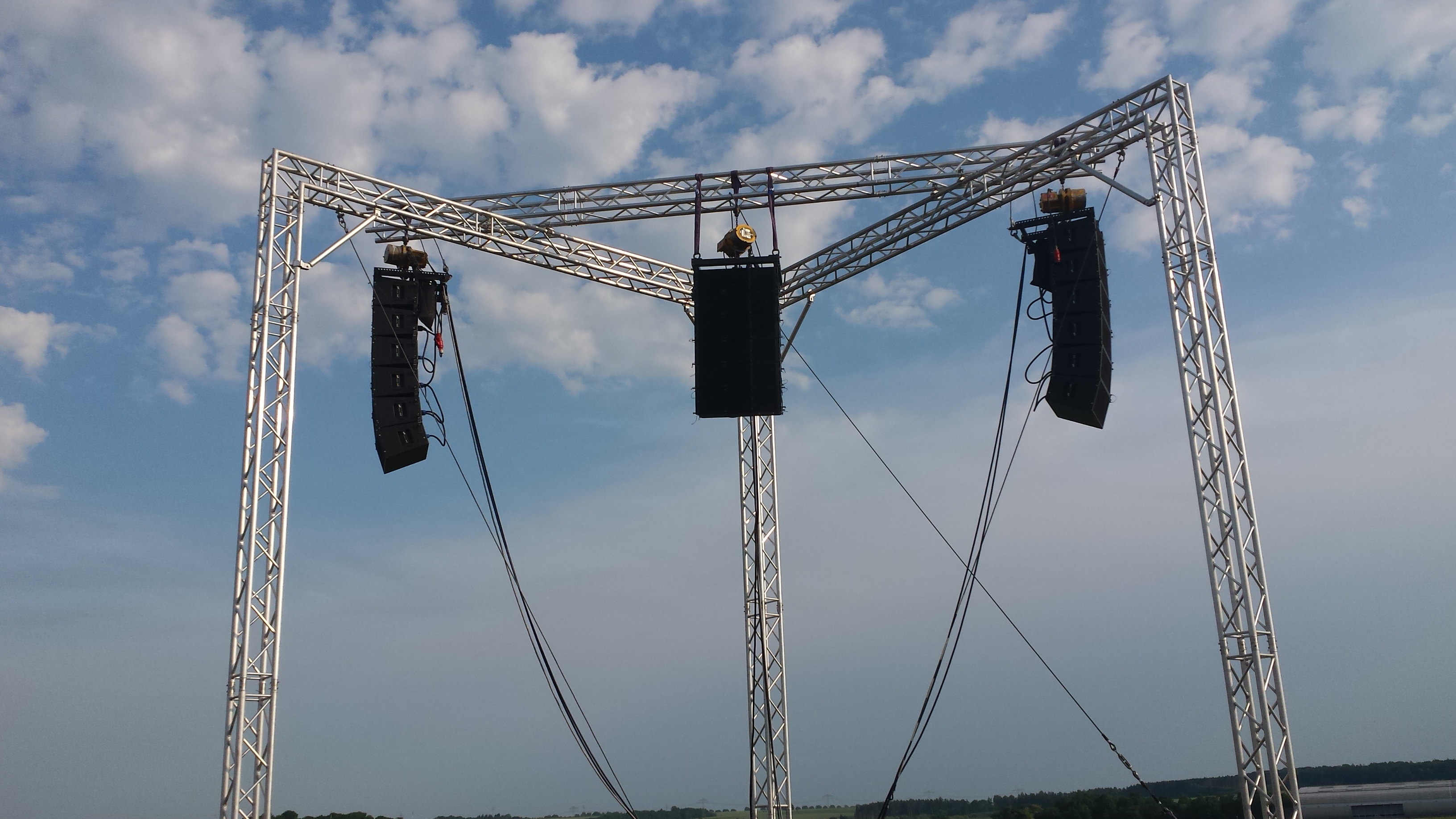 Tag der Bundeswehr 2015 in Fritzlar. Massen beschallen? Müller machts möglich!
